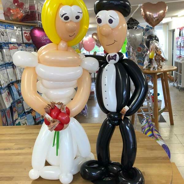 Brautpaar aus Luftballons
